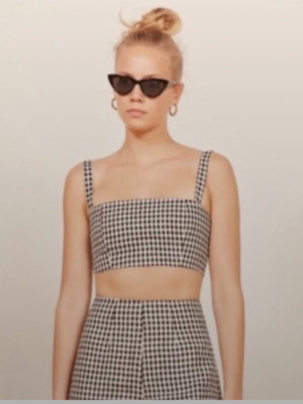 Reformation Women's Black and White Crop-top